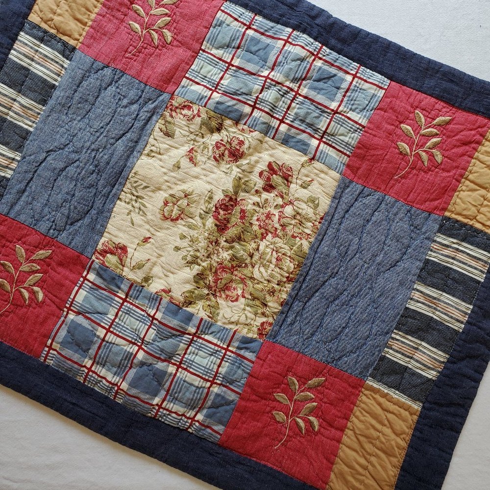 Quilted Patchwork Standard Sz Pillow Sham Floral